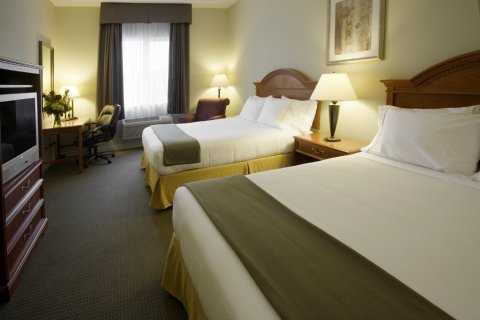 Holiday Inn Express 003